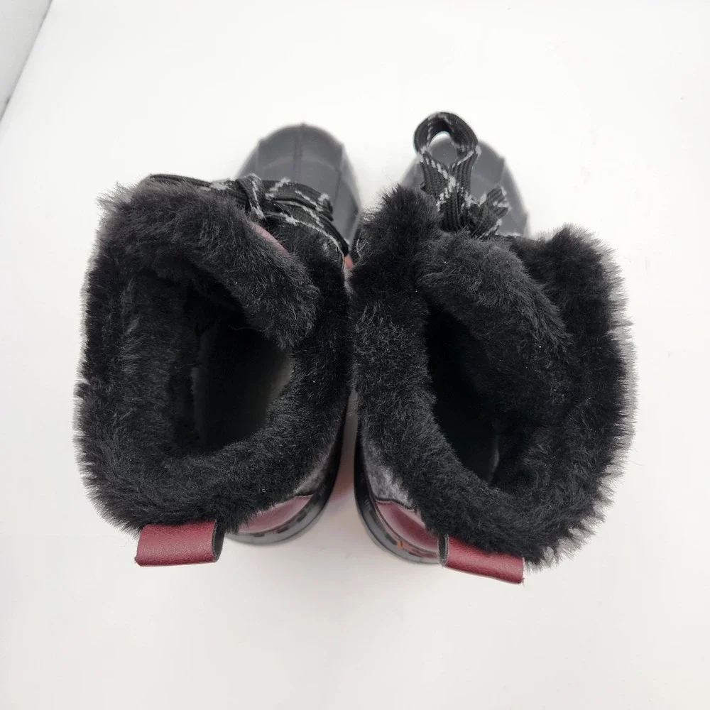 Maurices Bootie Womens US 6 Black Gray Lined Round Toe Winter‎ Snow Boots